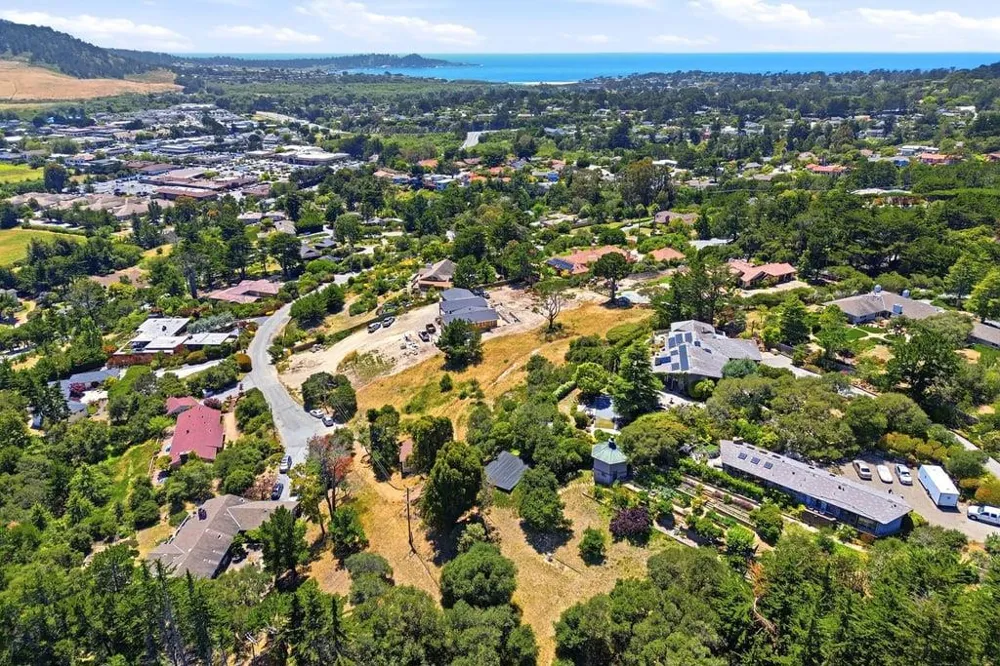 4215 Marguerita Way Carmel, CA 93923