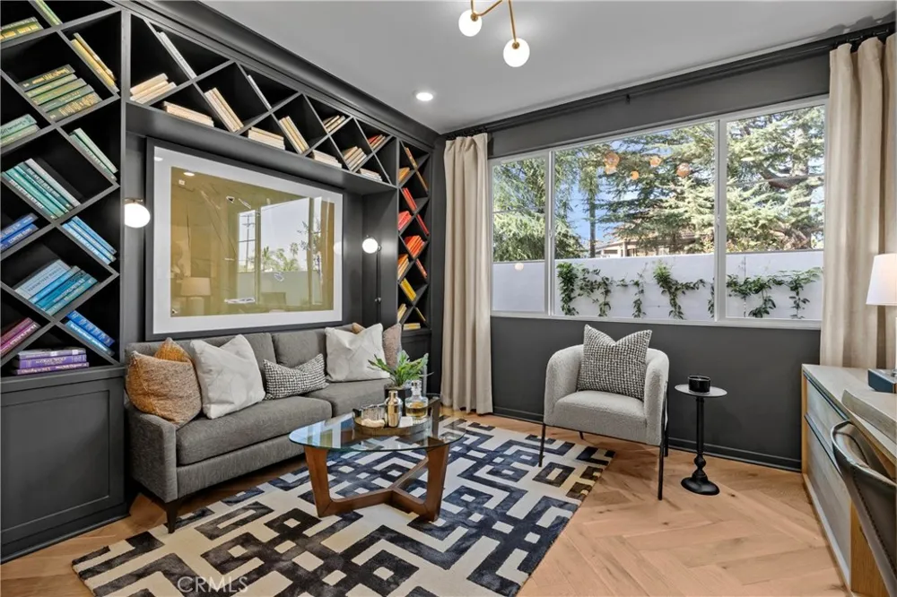 185 Sonoma Lane Claremont, CA 91711