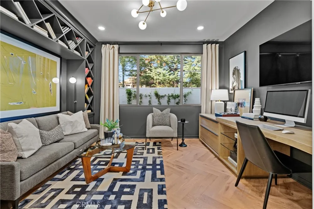 185 Sonoma Lane Claremont, CA 91711