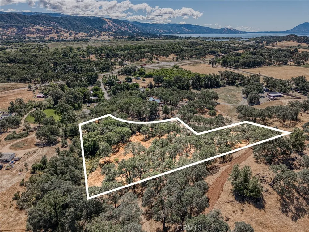 1250 Mockingbird Lakeport, CA 95453