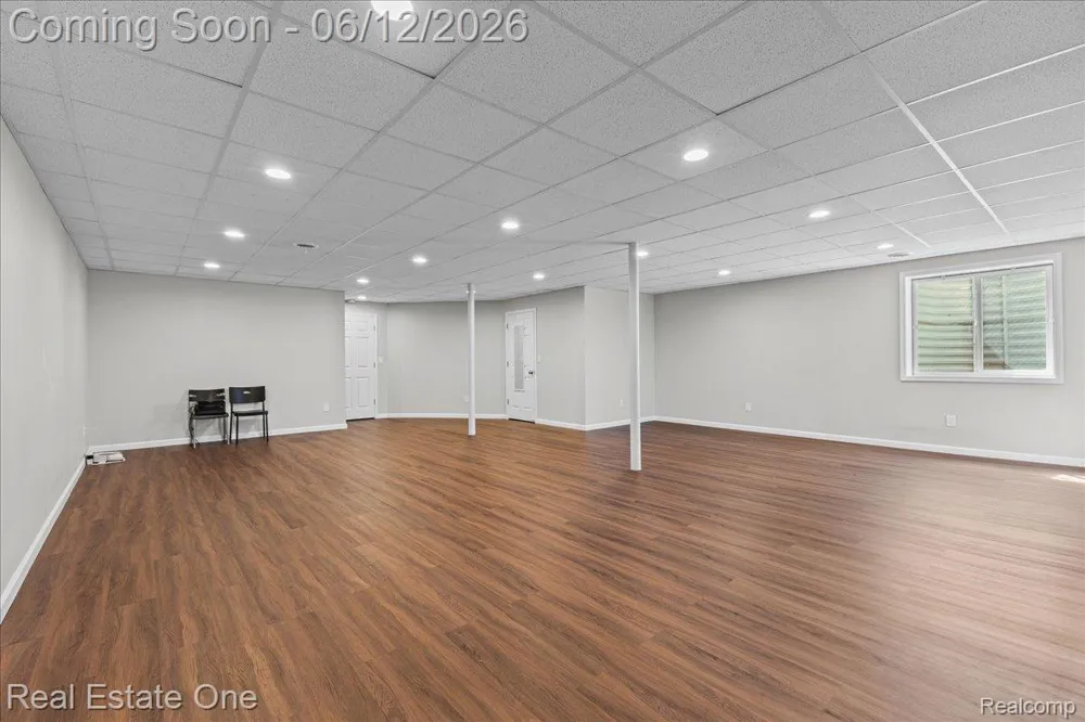 42829 Cardinal Way Novi City, MI 48375