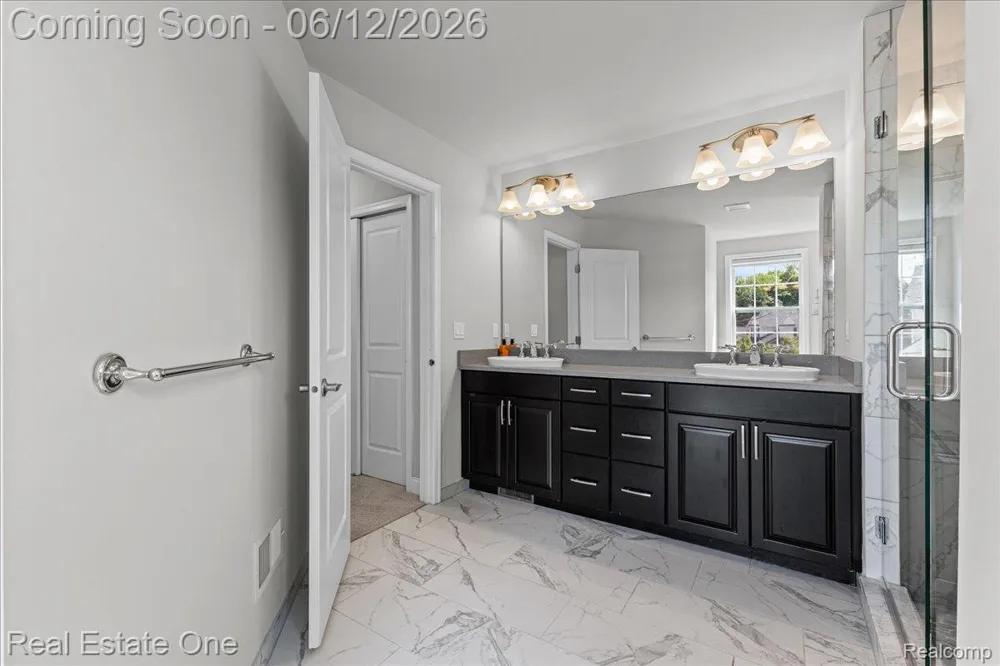 42829 Cardinal Way Novi City, MI 48375