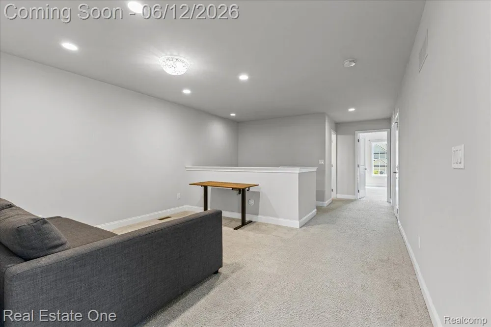 42829 Cardinal Way Novi City, MI 48375