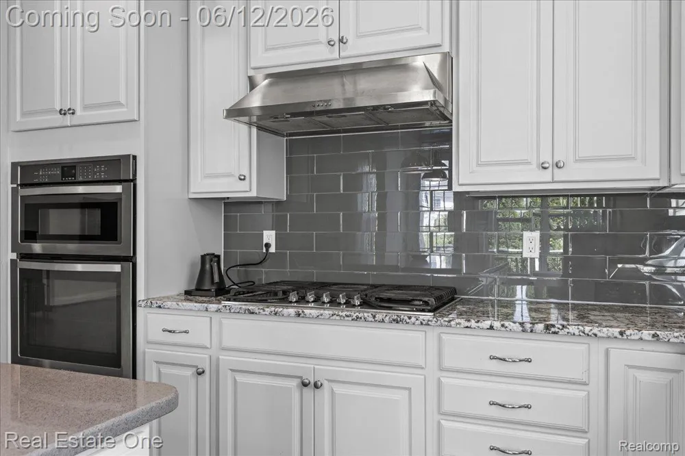 42829 Cardinal Way Novi City, MI 48375