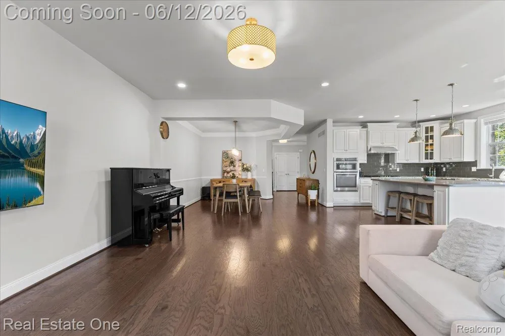 42829 Cardinal Way Novi City, MI 48375