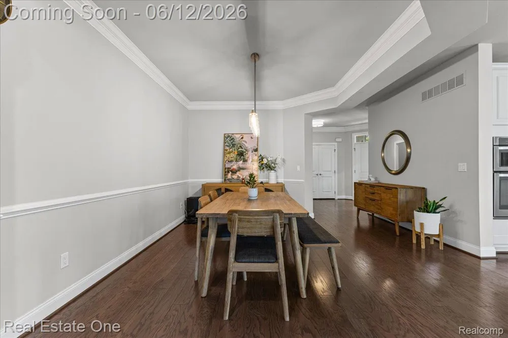 42829 Cardinal Way Novi City, MI 48375