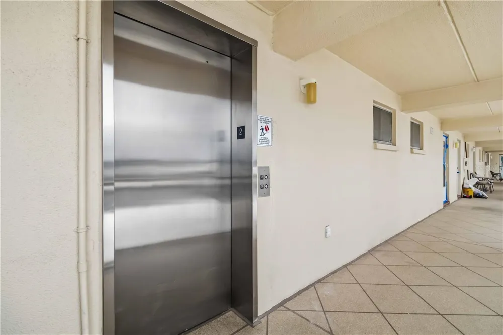 3804 GULF OF MEXICO DRIVE #B204 Longboat Key, FL 34228