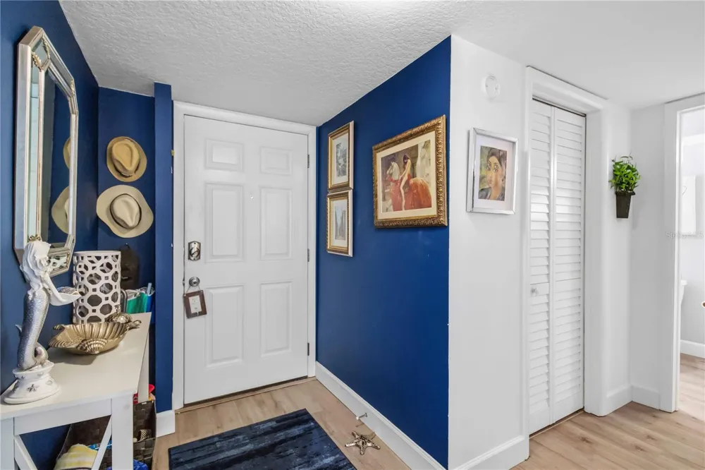 3804 GULF OF MEXICO DRIVE #B204 Longboat Key, FL 34228