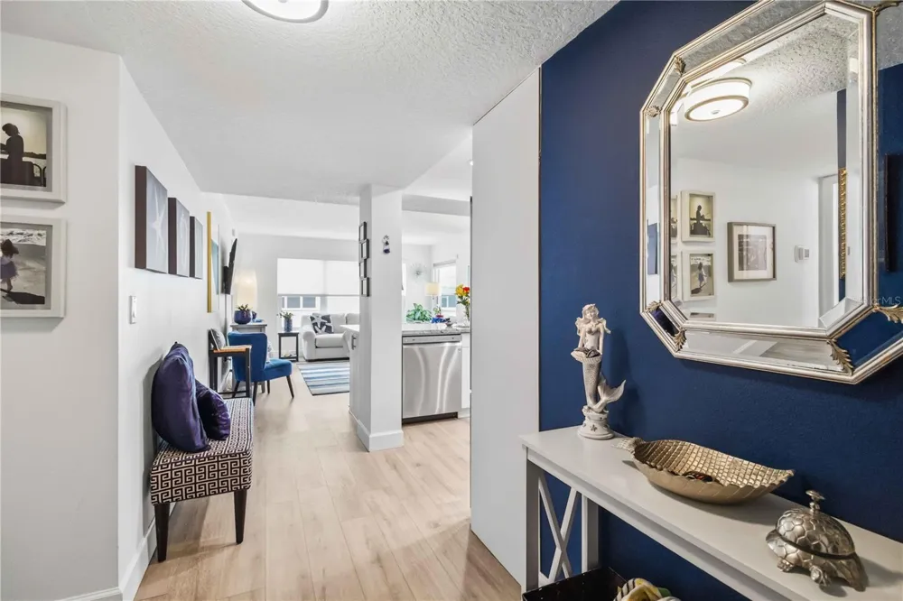 3804 GULF OF MEXICO DRIVE #B204 Longboat Key, FL 34228