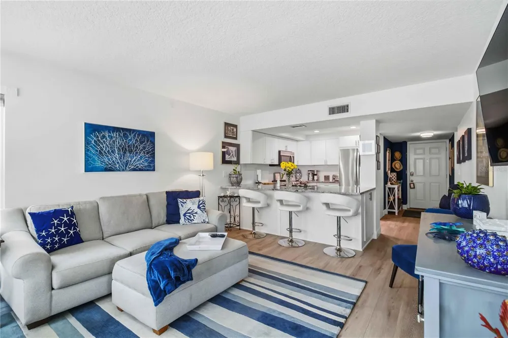 3804 GULF OF MEXICO DRIVE #B204 Longboat Key, FL 34228