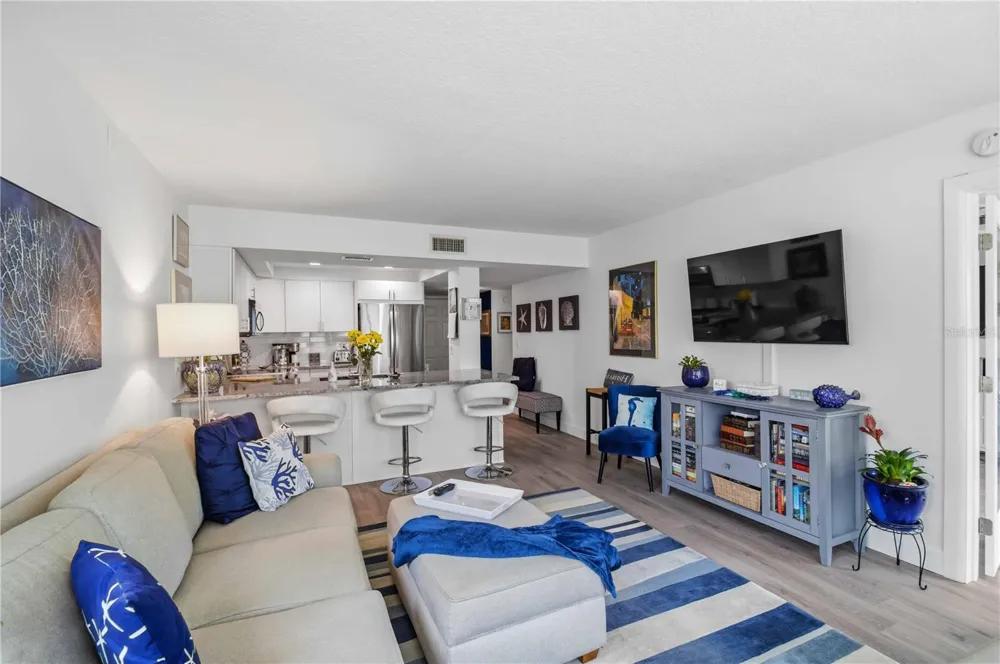 3804 GULF OF MEXICO DRIVE #B204 Longboat Key, FL 34228