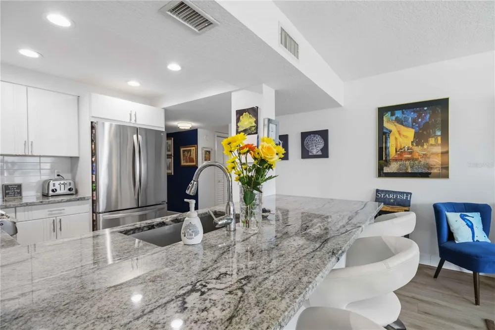 3804 GULF OF MEXICO DRIVE #B204 Longboat Key, FL 34228