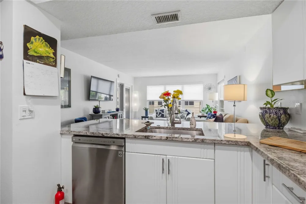 3804 GULF OF MEXICO DRIVE #B204 Longboat Key, FL 34228