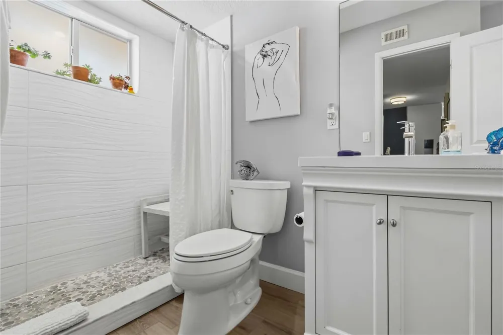 3804 GULF OF MEXICO DRIVE #B204 Longboat Key, FL 34228