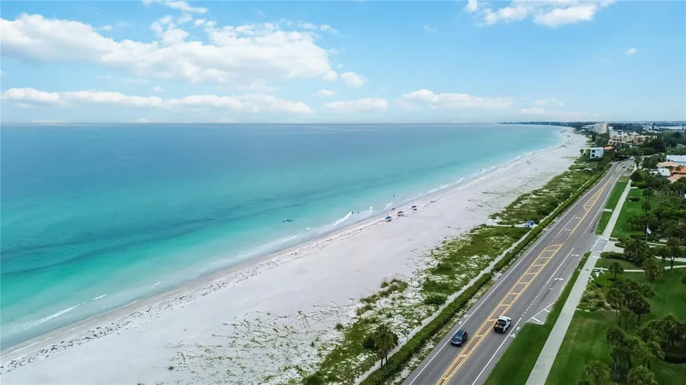3804 GULF OF MEXICO DRIVE #B204 Longboat Key, FL 34228