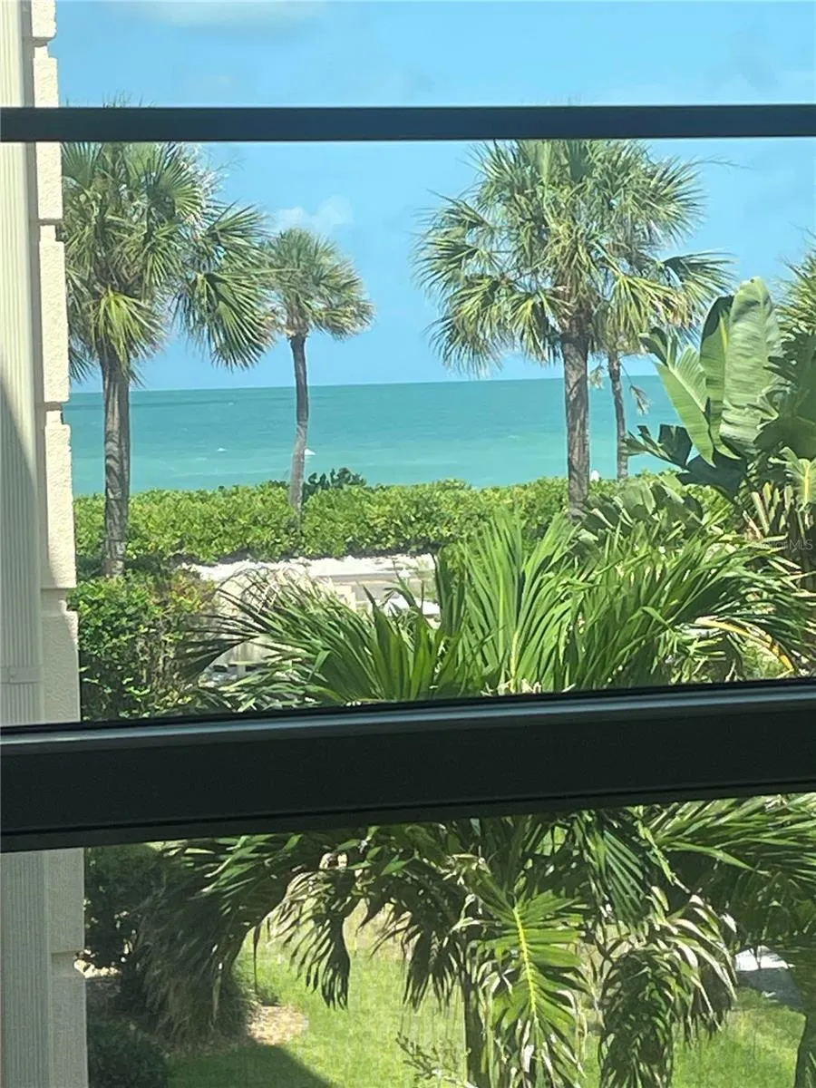 3804 GULF OF MEXICO DRIVE #B204 Longboat Key, FL 34228
