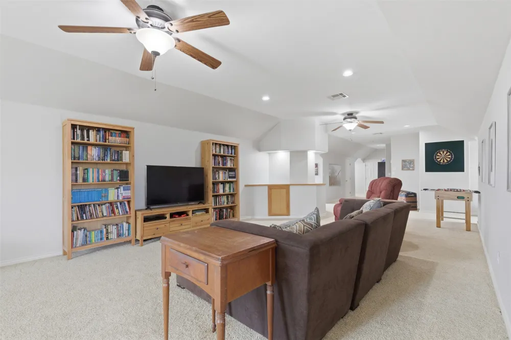 7020 CR 211 Florence, TX 76527