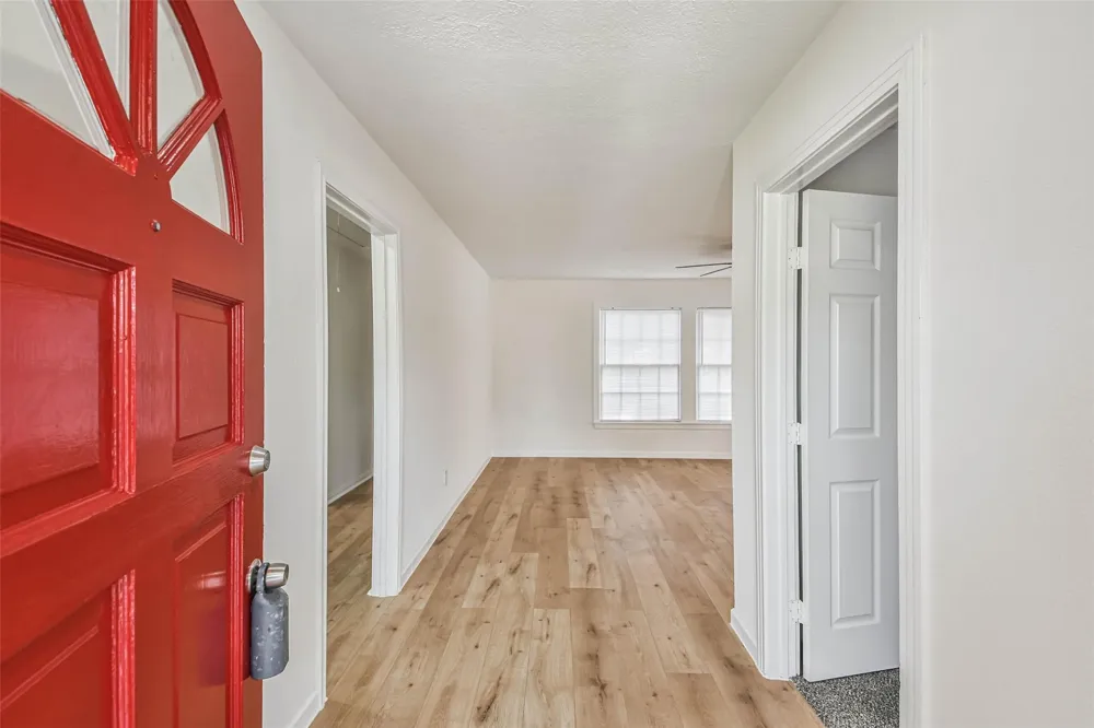 105 Live Oak Street Baytown, TX 77520