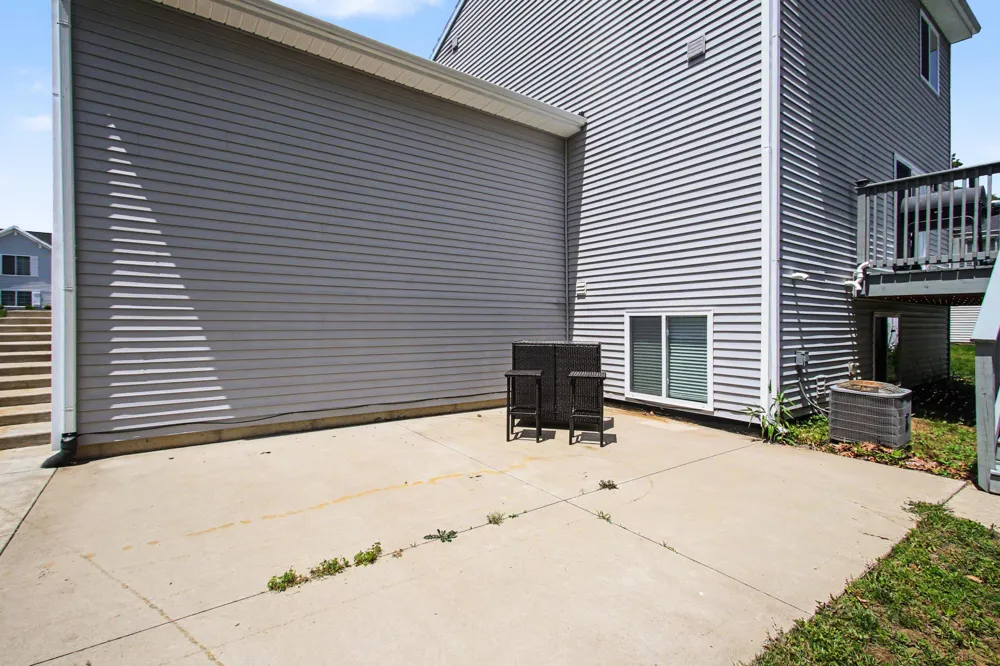 5223 Seawall Court South Haven Charter Township, MI 49090