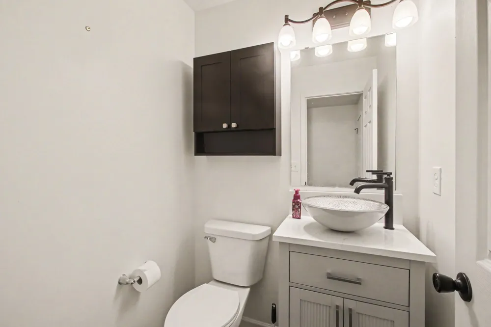 5223 Seawall Court South Haven Charter Township, MI 49090