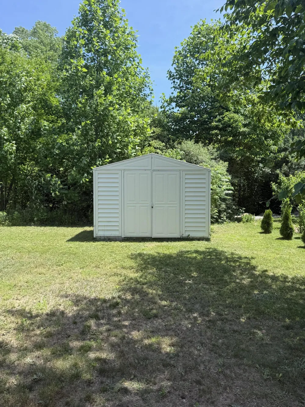 5223 Seawall Court South Haven Charter Township, MI 49090