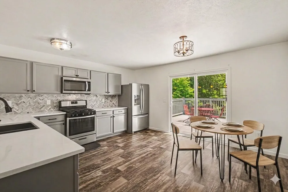 5223 Seawall Court South Haven Charter Township, MI 49090
