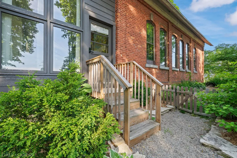 1055 Mount Tabor Road Oronoko Charter Township, MI 49107