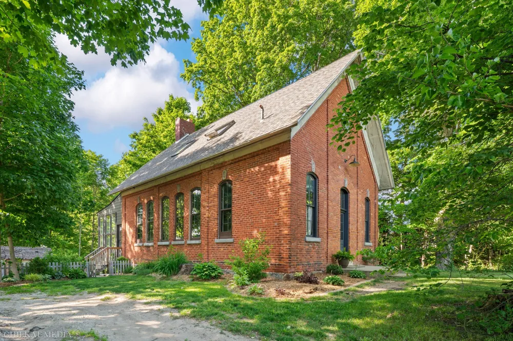 1055 Mount Tabor Road Oronoko Charter Township, MI 49107