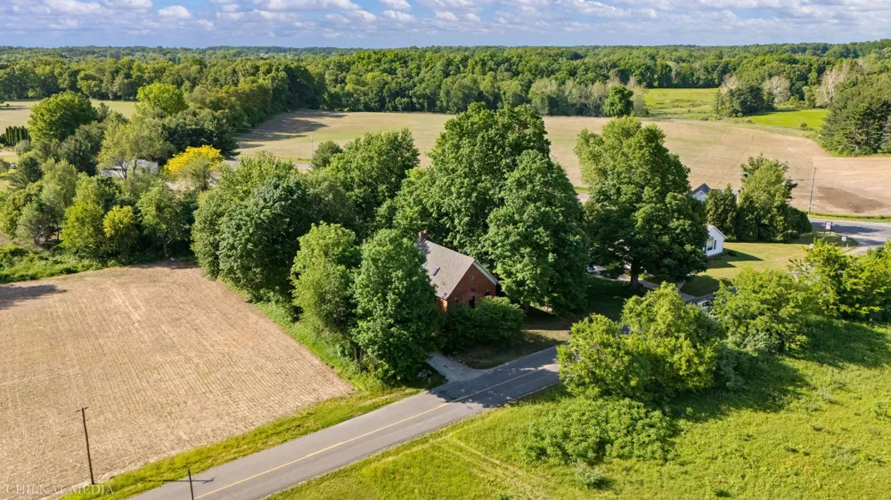 1055 Mount Tabor Road Oronoko Charter Township, MI 49107