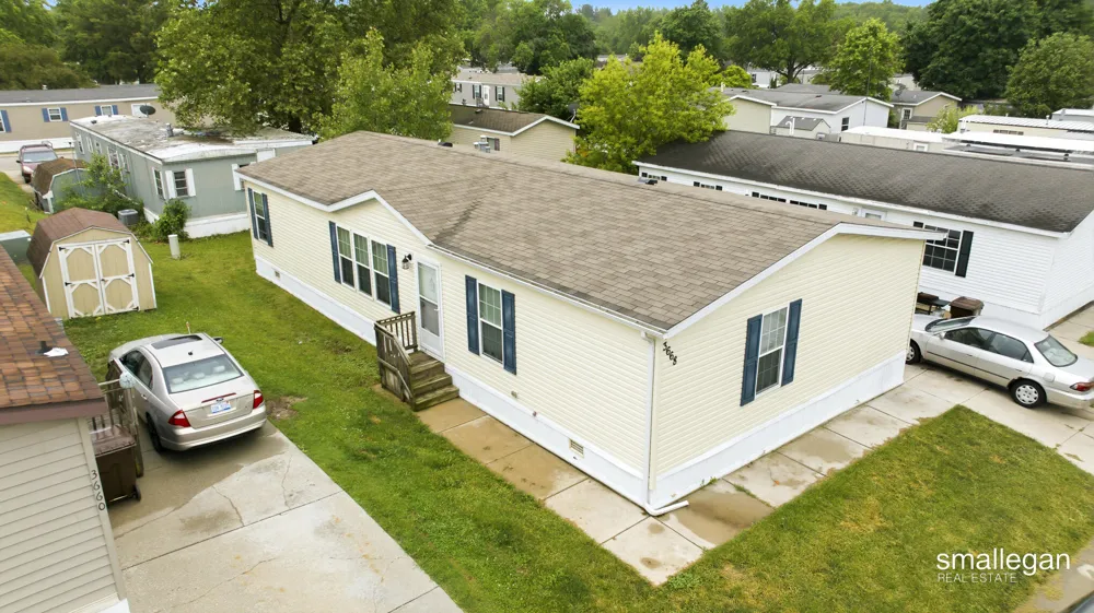 3668 Sun Valley Street NW Walker City, MI 49544