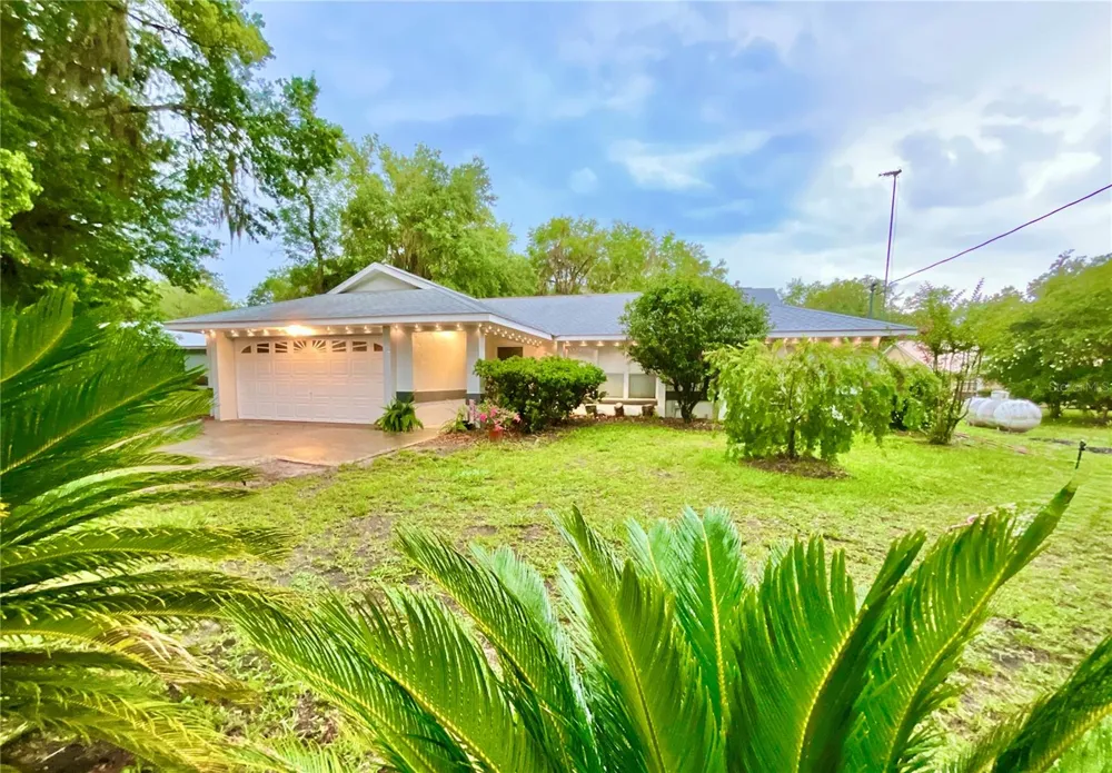 20517 NE 114TH AVENUE Waldo, FL 32694