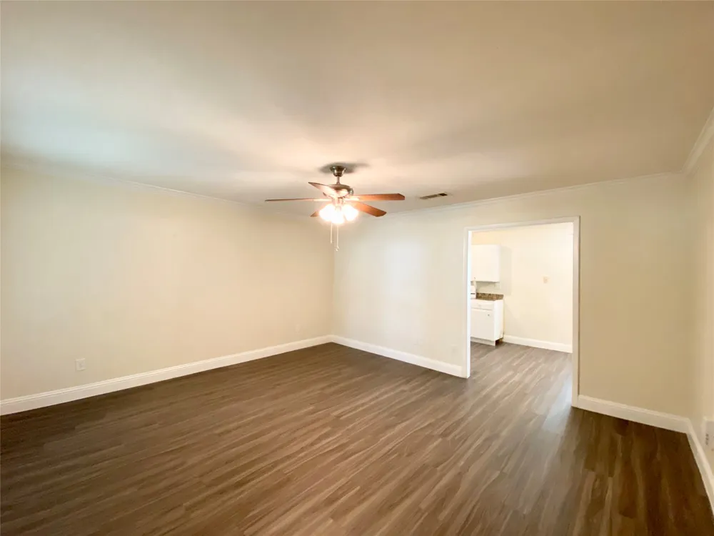 801 Irwin Drive #B Hurst, TX 76053