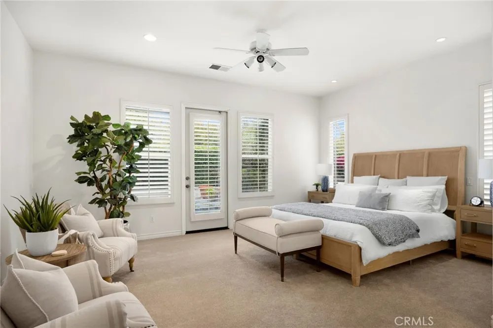 8040 Corte Sasafras Carlsbad, CA 92009