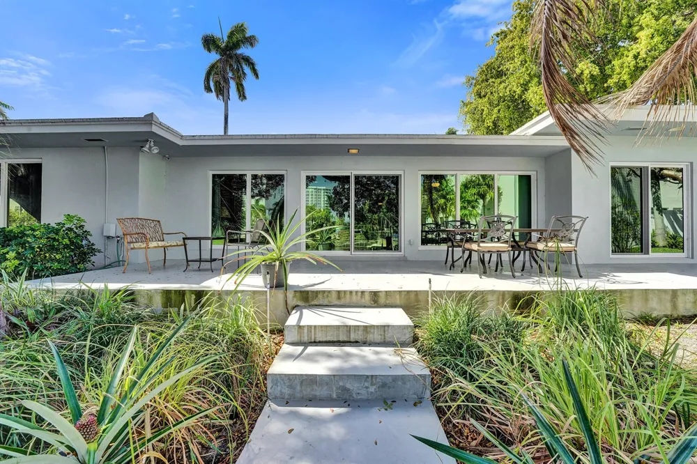 1431 S Ocean Boulevard #37 Lauderdale By The Sea, FL 33062
