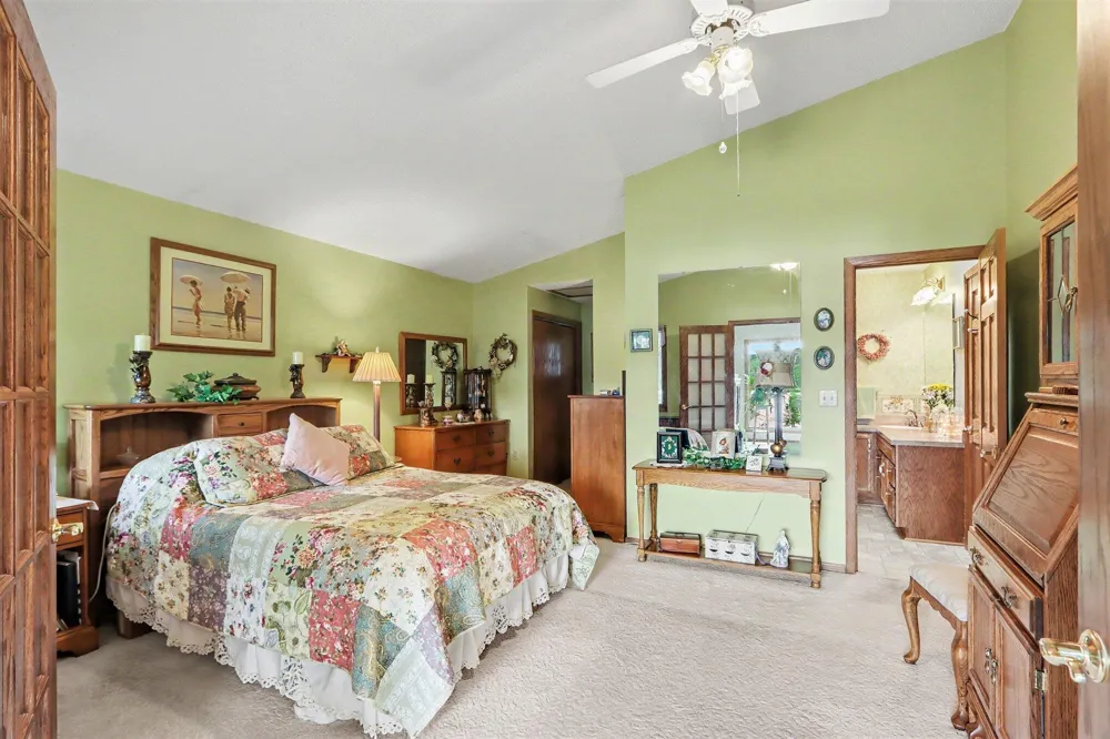 47135 Lakeview Drive Lawrence, MI 49064