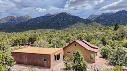 2215 Sunnyvale Overlook