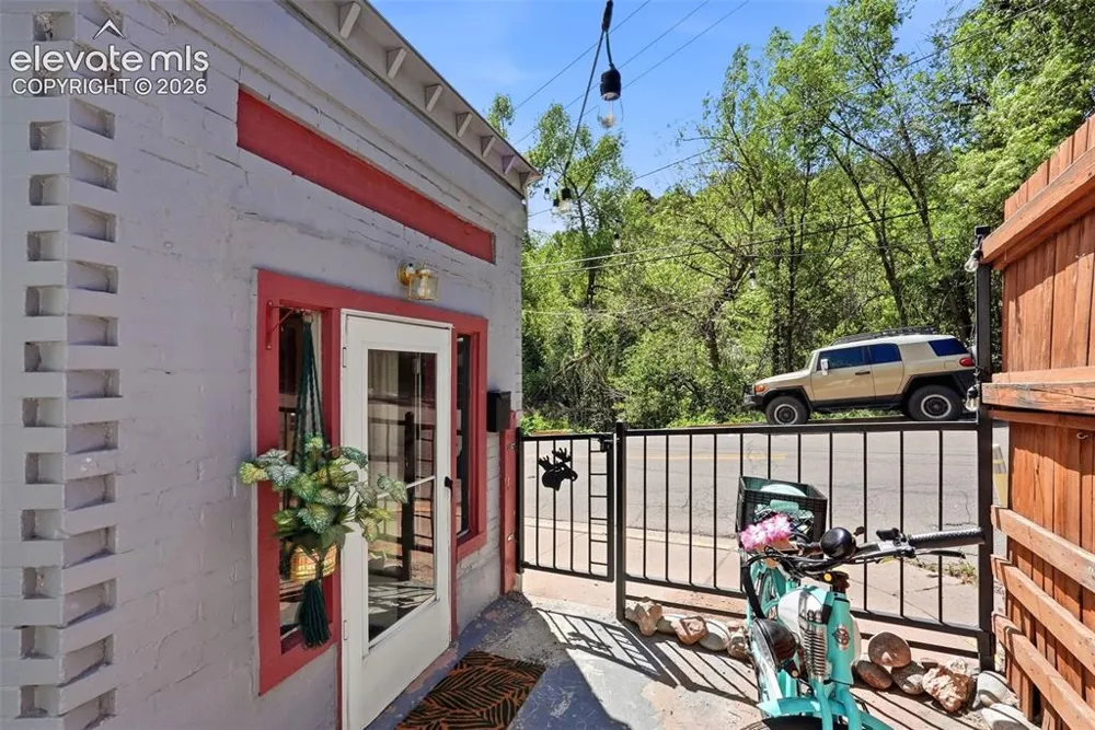 370 Ruxton Avenue Manitou Springs, CO 80829