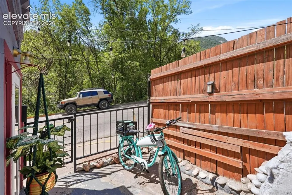 370 Ruxton Avenue Manitou Springs, CO 80829
