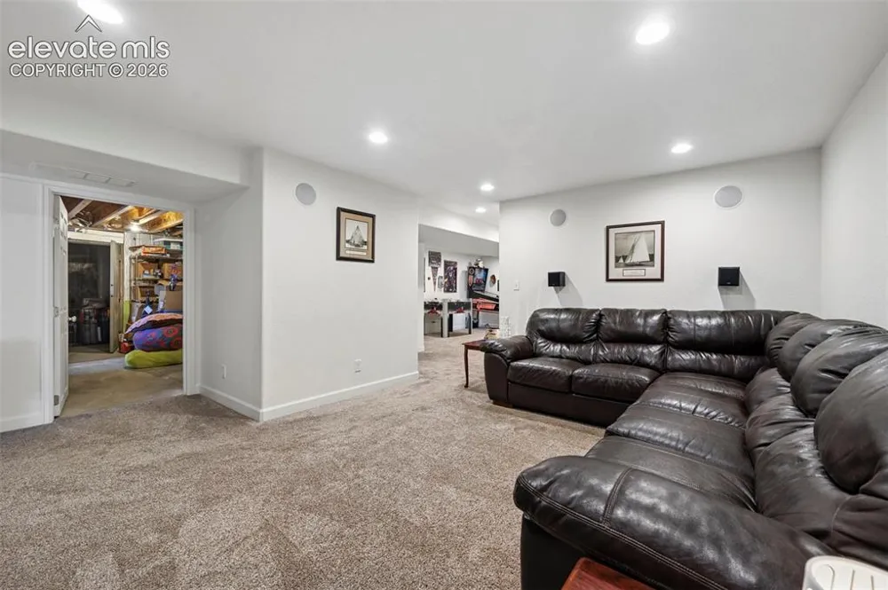 40051 Cold Iron Road Ramah, CO 80832
