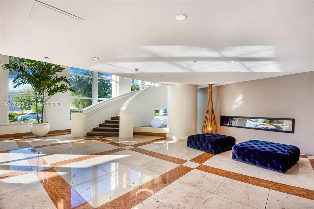 10350 W Bay Harbor Dr #4R Bay Harbor Islands, FL 33154
