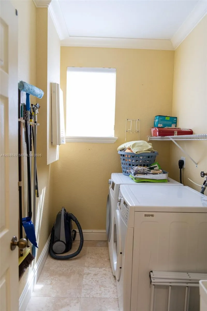 864 Vanda Ter Weston, FL 33327
