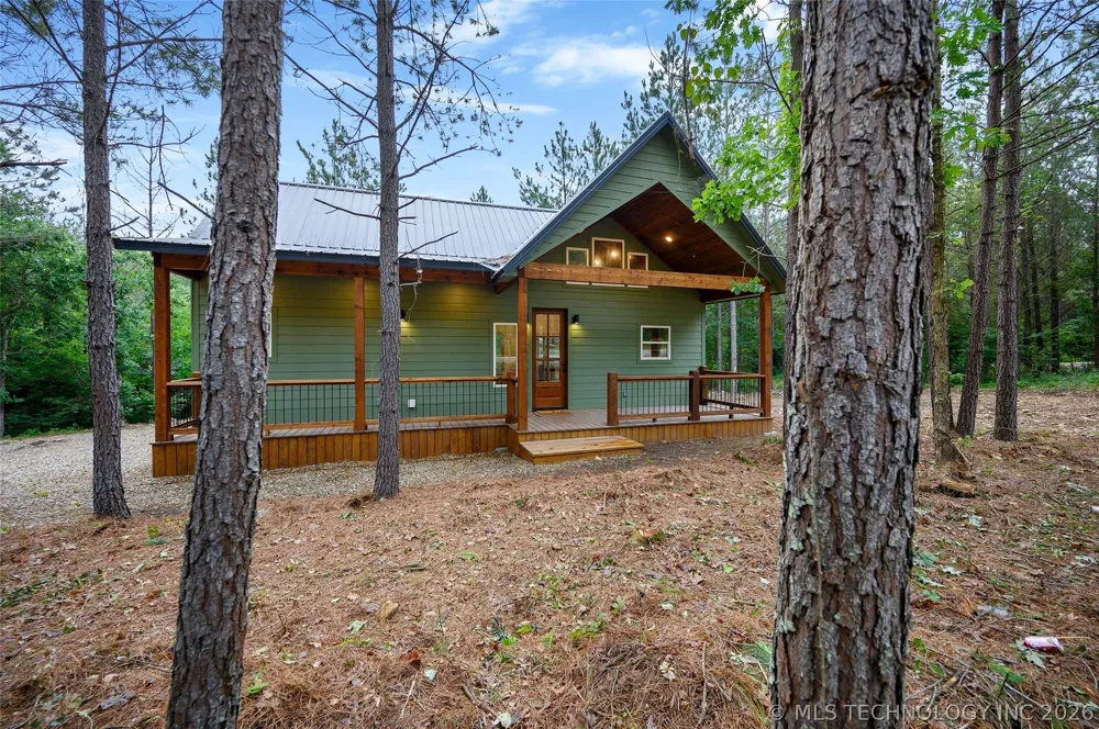 32 Cedar Tree Trail Broken Bow, OK 74728