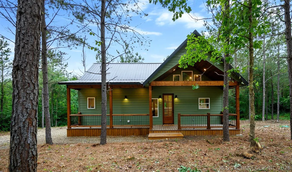 32 Cedar Tree Trail Broken Bow, OK 74728
