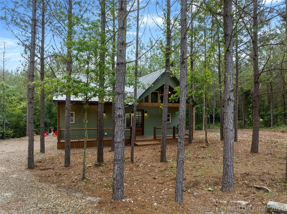 32 Cedar Tree Trail Broken Bow, OK 74728