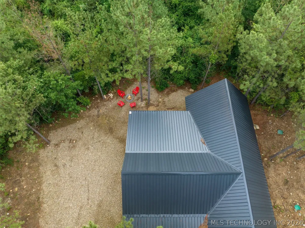 32 Cedar Tree Trail Broken Bow, OK 74728