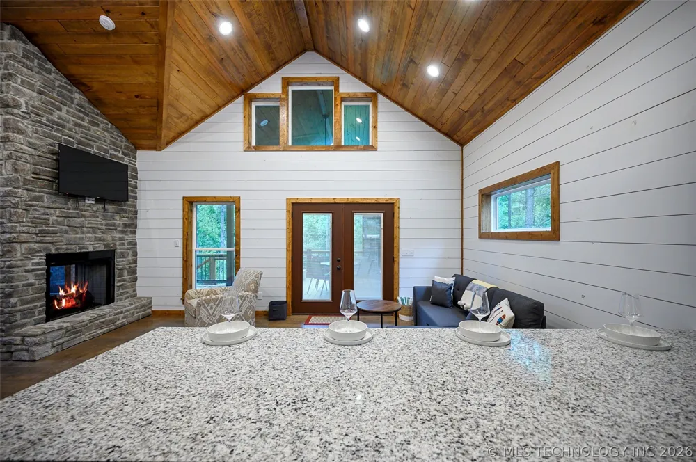 32 Cedar Tree Trail Broken Bow, OK 74728