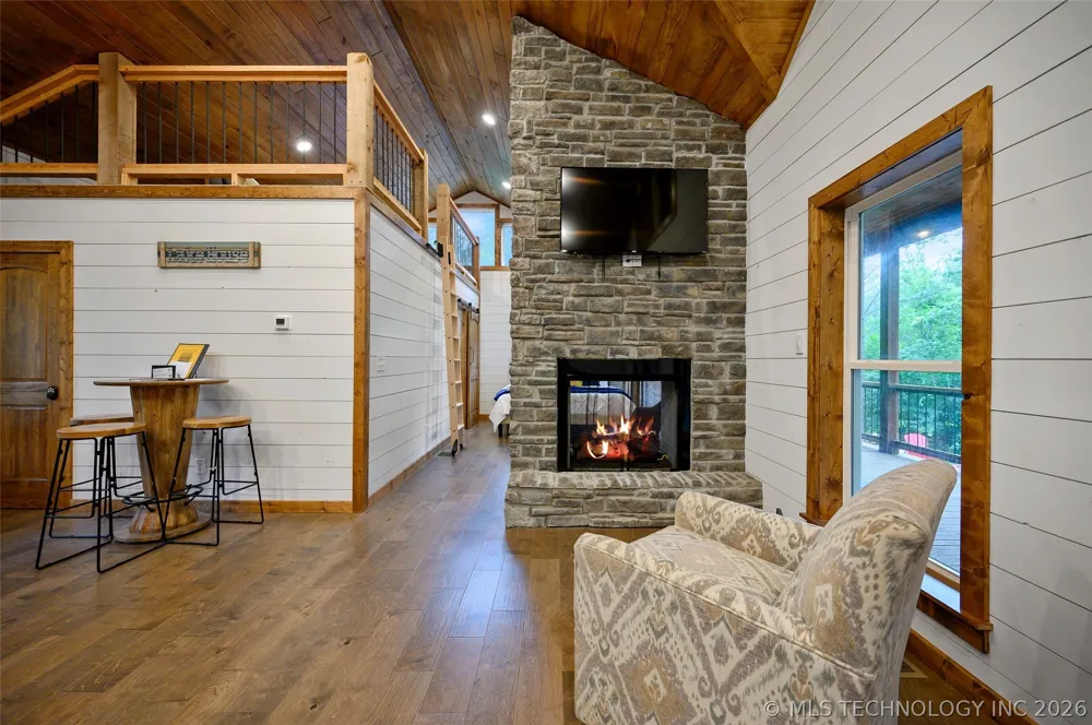 32 Cedar Tree Trail Broken Bow, OK 74728