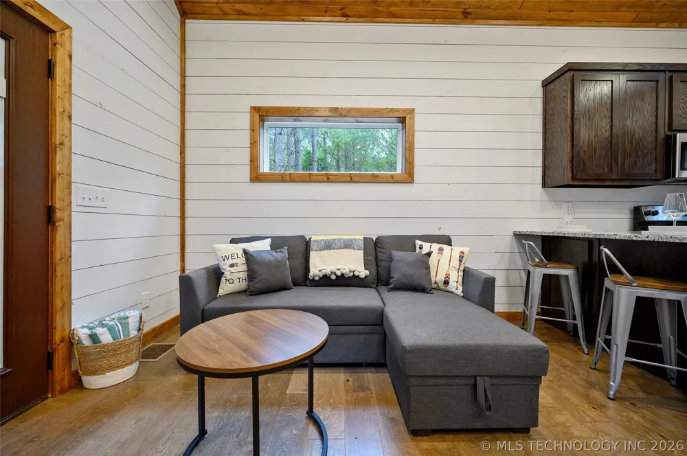32 Cedar Tree Trail Broken Bow, OK 74728