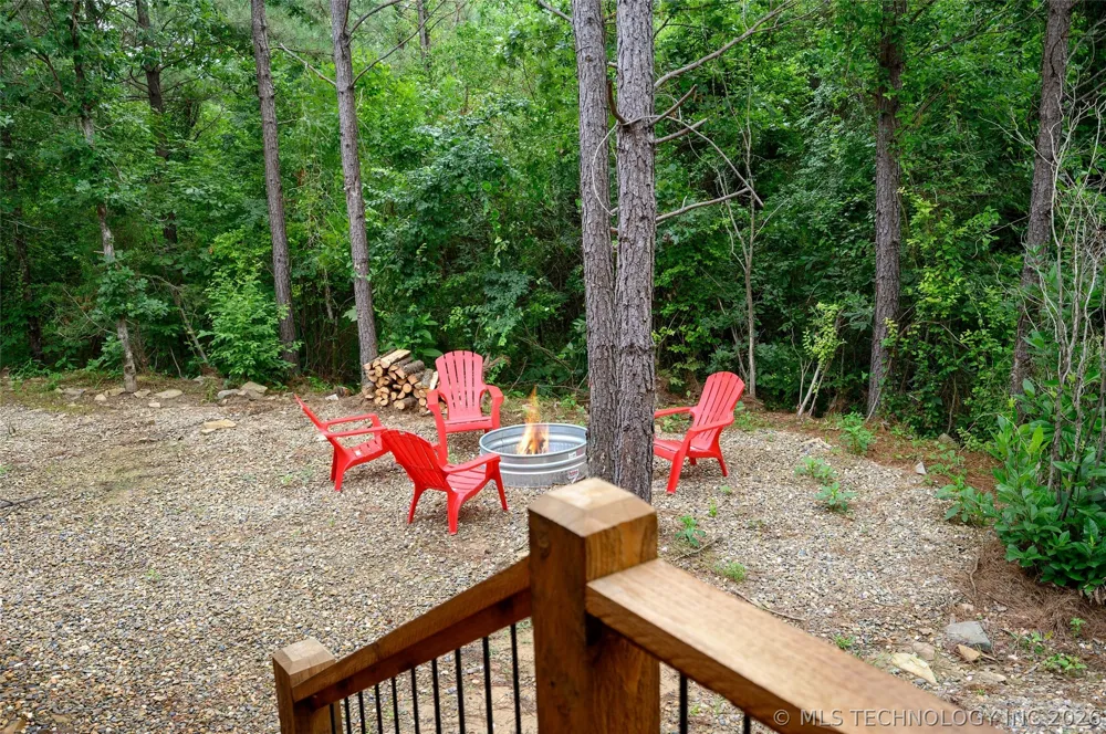32 Cedar Tree Trail Broken Bow, OK 74728