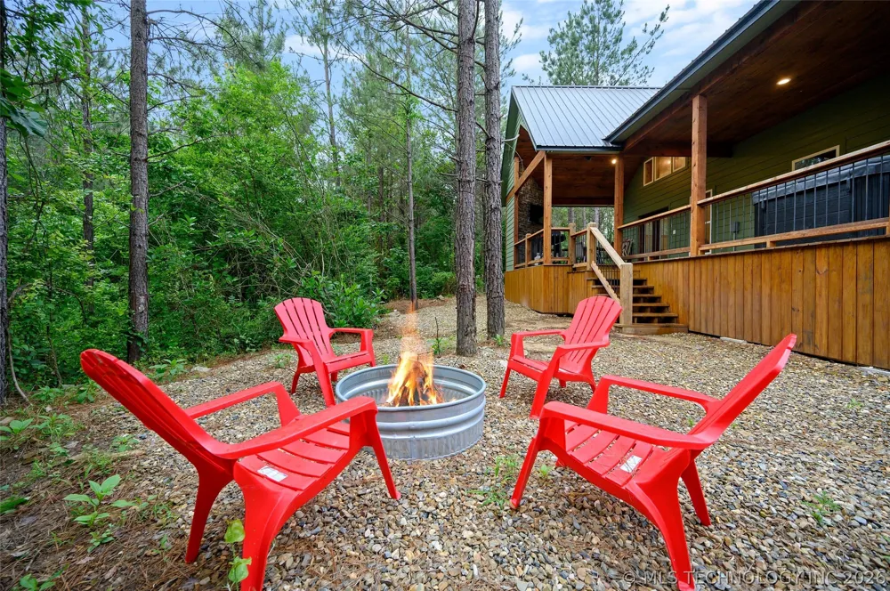 32 Cedar Tree Trail Broken Bow, OK 74728